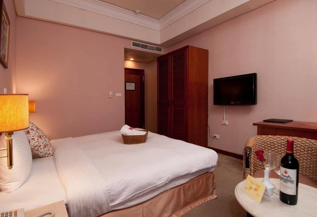 The Fisher Hotel Tamsui Exterior photo